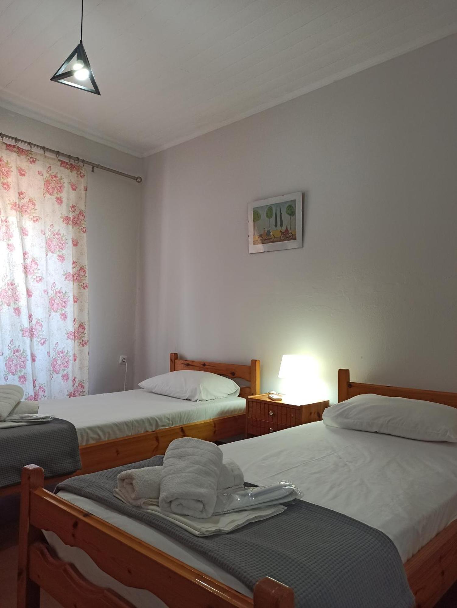 Poseidon Apartments Гайос Экстерьер фото